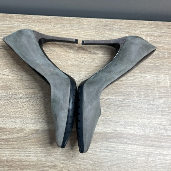Enzo Angiolini Suede Pointed Toe Pumps Heels Grey Padded Insole Lug Sole Size 8 - Picture 4 of 11